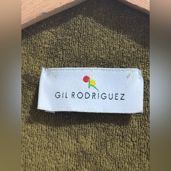 GIL RODRIGUEZ Olive Green Casual Button Down Shirt - Picture 2 of 7